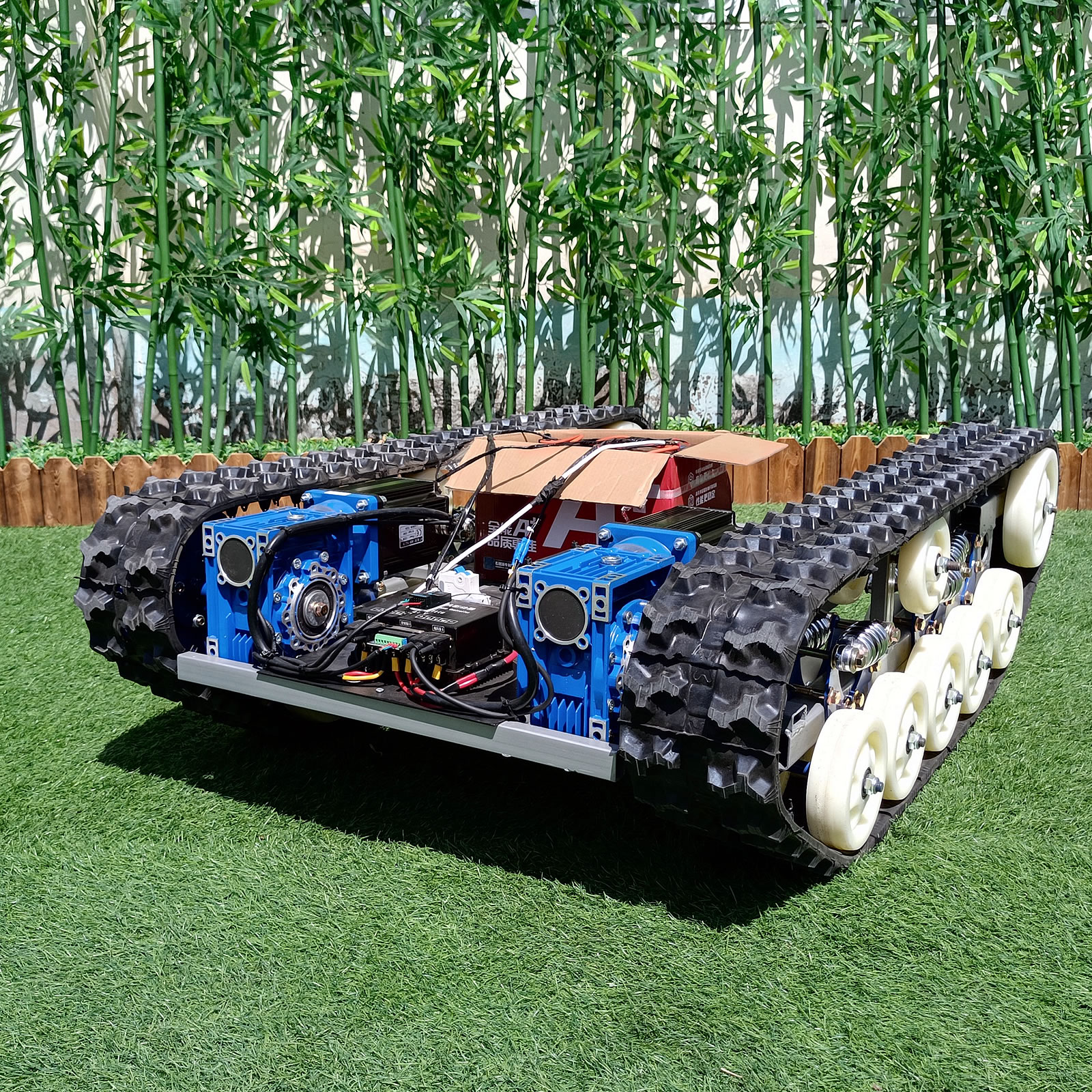 Shock-Absorbing High-Speed Remote Controlled Track Chassis With FPV Transmission (RTC300)