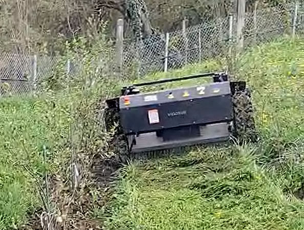 Bosnian Customer Praises VTLM800 For Outstanding Slope Mowing Performance