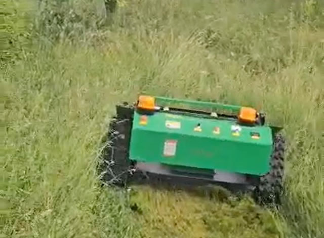 Three Hours Of Power: Croatian Customer Praises VTLM800 For Outstanding Performance In Dense Grass