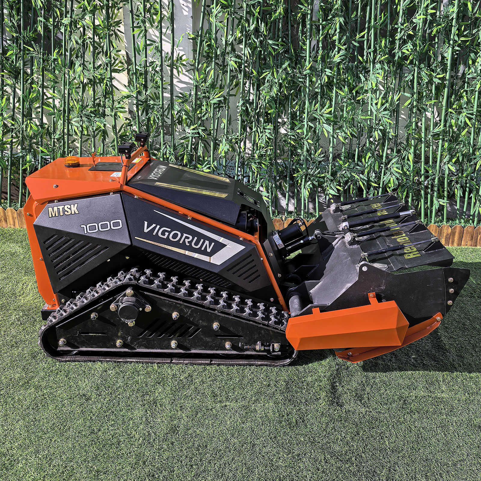 Remote control hammer mulcher (MTSK1000 with hammer flail ) - Image 5