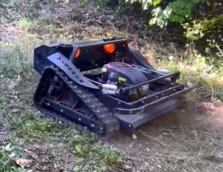 Powerful Performance on Slopes in France – VTLM800 remote slope mower in Action